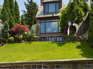 8029 Shore Rd, Brooklyn, NY 11209