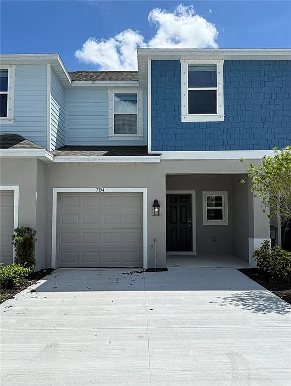 3 bed, 2.5 bath, 1404 sqft, $2,650 — Photo 1