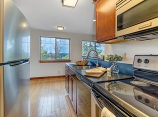 1010 NW Roanoke Ave APT 5, Bend, OR 97703