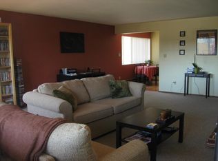7300 5th Ave NE #7, Seattle, WA 98115