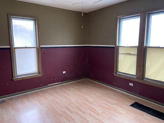2nd image of 512 E Galena Blvd