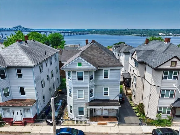 62-64 School St, Fall River, MA 02720
