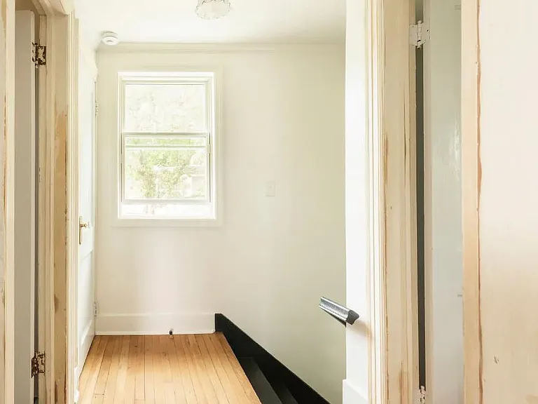 22 S Farrelly St — Photo 11