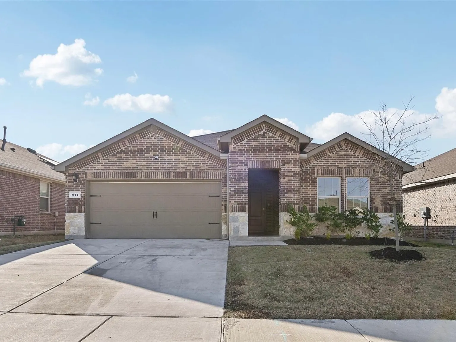 4 bed, 1654 sqft, $2,200 — Photo 1
