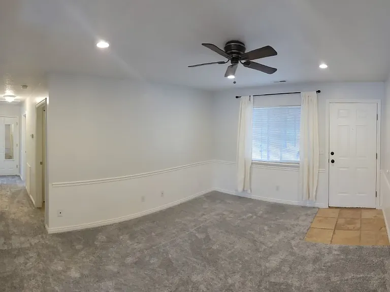 264 N 3 E #202 — Photo 6