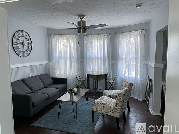 4th image of 50 Saragossa St #A8