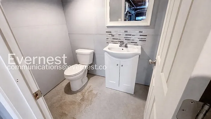 6135 Holmes St — Photo 13