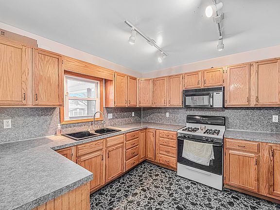5th image of 4178 Litchfield Dr