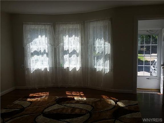 4th image of 156 Highland Dr