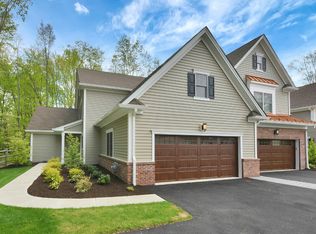 17 Carrington Way #72, Morristown, NJ 07960