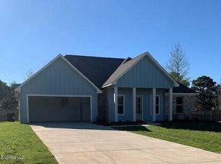 120 Trace Pointe Pl, Clinton, MS 39056