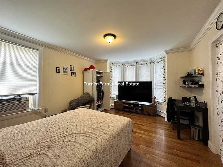 30 Wordsworth St #2F — Photo 16