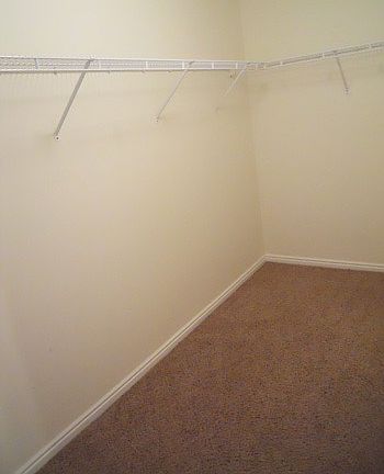 5th image of 1715 Westbury Way APT Z1