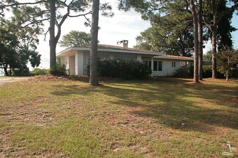 1st image of 122 River Drive