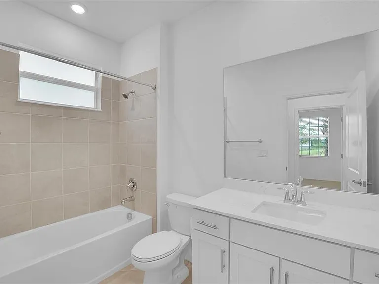19100 Moscato Ct — Photo 9