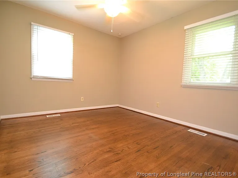 5131 Lundy Dr — Photo 17