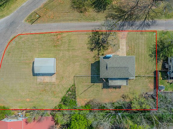 2nd image of 544 Rose Cir
