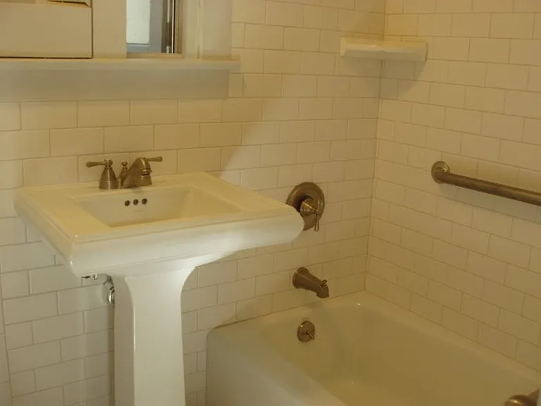 4926 W Mountain View Dr — Photo 7