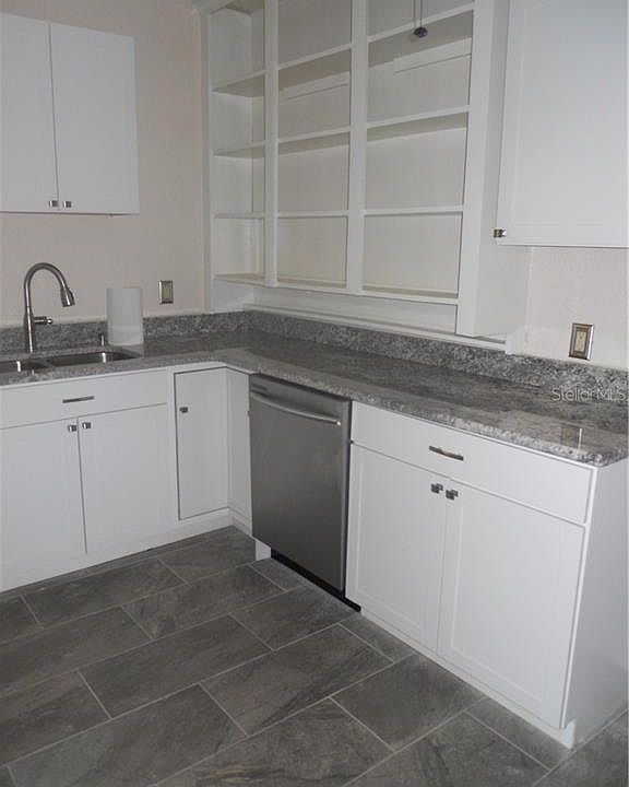 1st image of 2926 2nd Ave N APT C