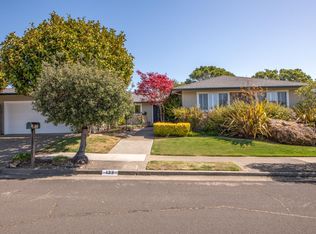 132 Fernwood Dr, San Rafael, CA 94901