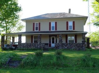 1984 Airport Rd, Clarks Mills, PA 16114