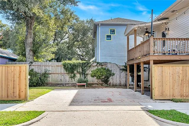 1539 Dante St #B — Photo 14