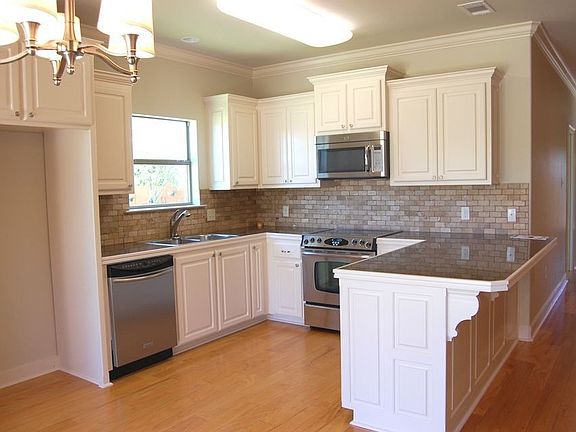 5th image of 5400 Courtyard Dr