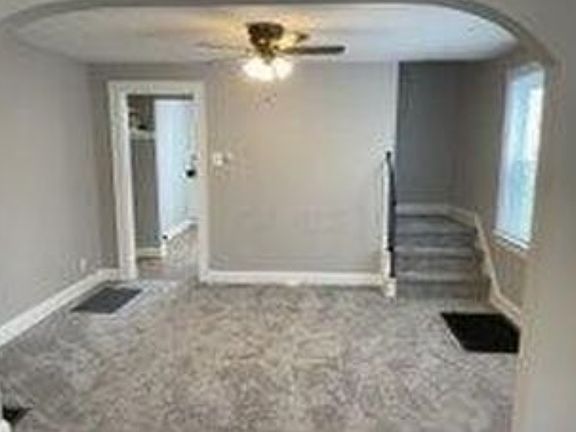 3rd image of 535 S Oakley Ave #533
