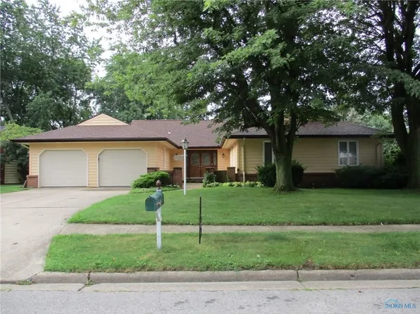 1065 Westchester Ave, Napoleon, OH 43545