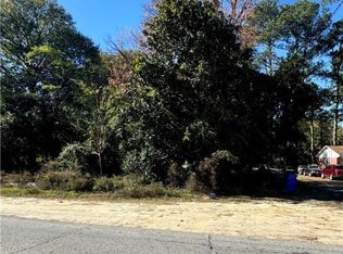 1086 Strickland Bridge Rd, Fayetteville, NC 28304