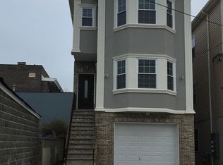 107 Cross St #2F, Harrison, NJ 07029