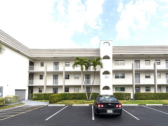 2nd image of 8460 Sunrise Lakes Boulevard #206