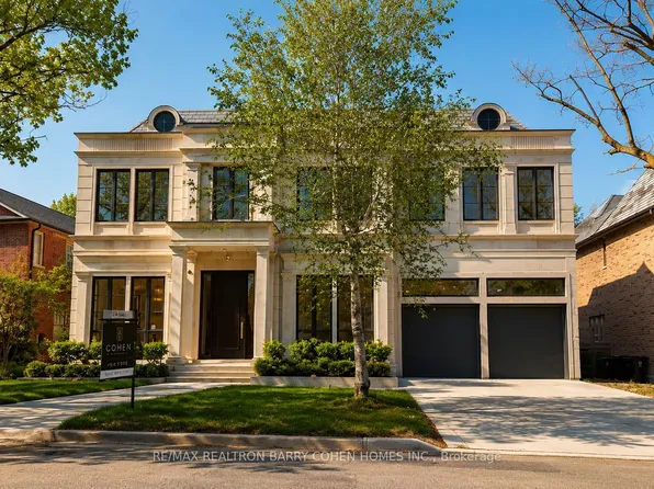 106 Yorkminster Rd, Toronto, ON M2P 1M6
