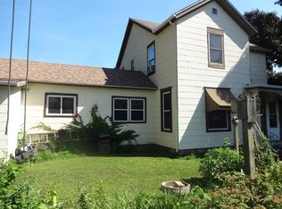516 N State St, Marengo, IL 60152