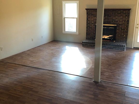 2nd image of 401 Cadbury Cir