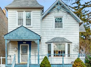 5142 W Strong St, Chicago, IL 60630