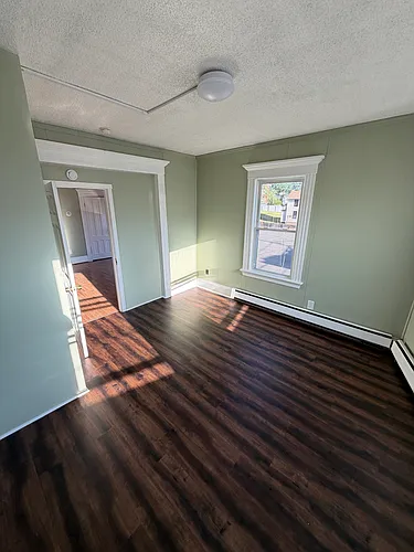 98 Glen St #2 Photo 1