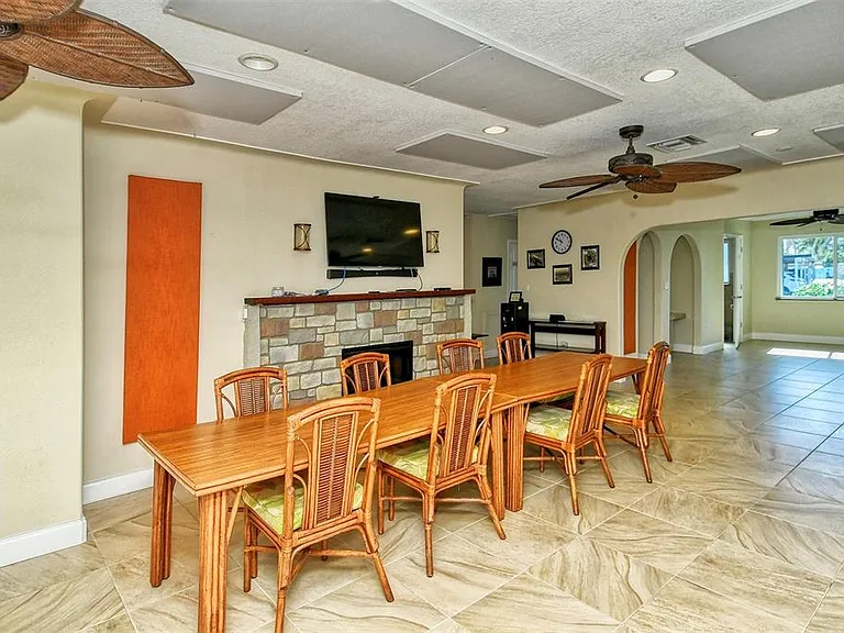 9393 Midnight Pass Rd #P4 — Photo 41