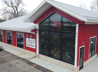 1272 W Hill Rd, Flint, MI 48507