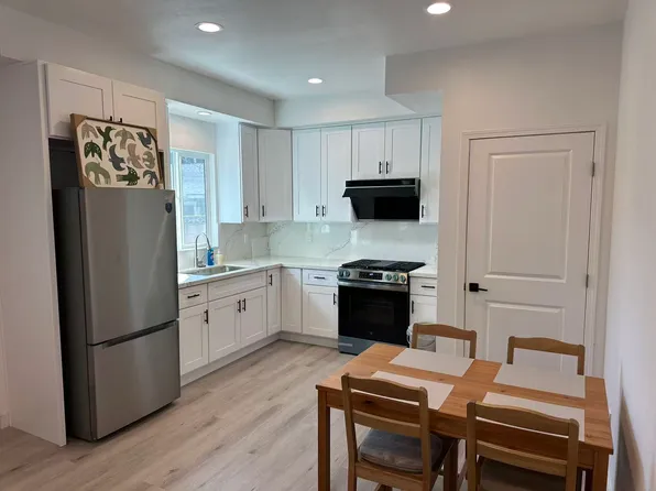 860 Adamsgrove Ave, Diamond Bar, CA 91789