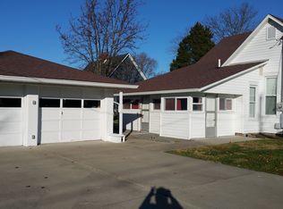 804 Harrison St, Hope, IN 47246