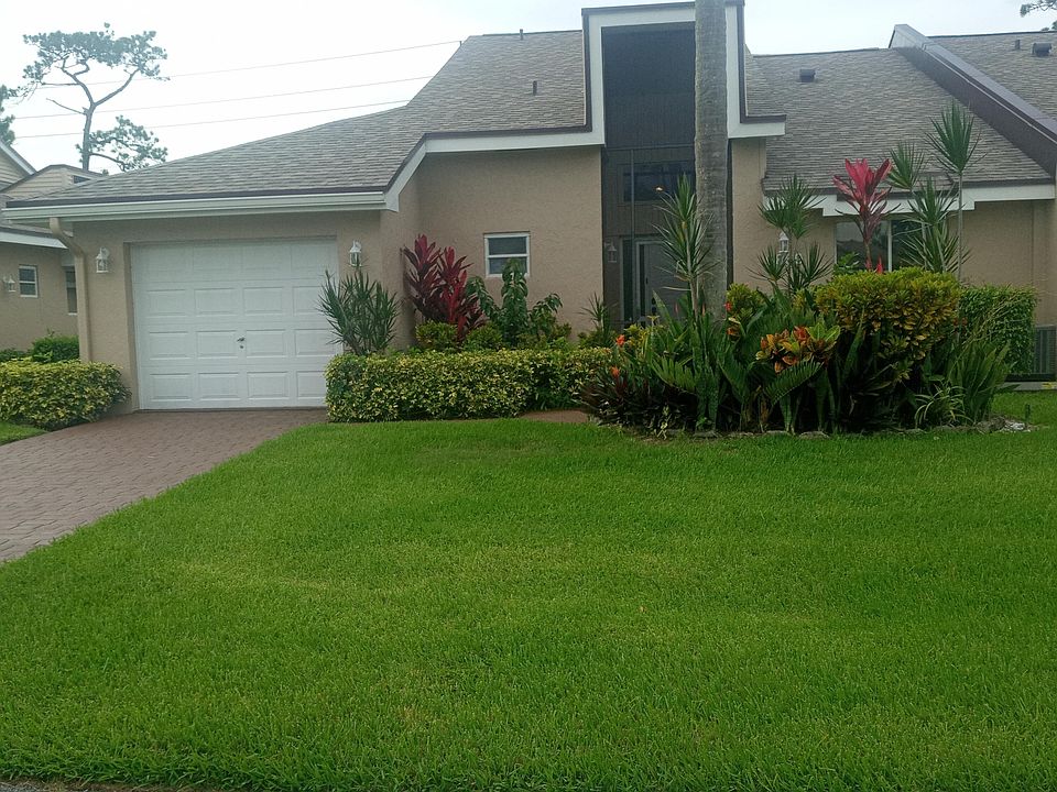 1st image of 6869 Fountains Cir