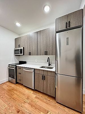 3rd image of 350 Lenox Ave #S5