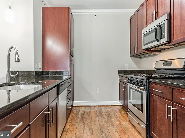 6301 Edsall Rd #521 — Photo 10