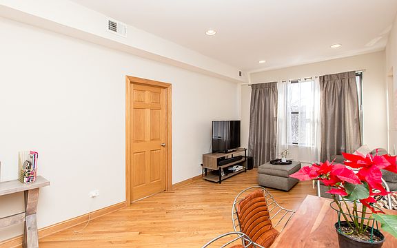 4th image of 1001 N Campbell Ave APT 2