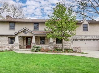 2936 Halstead Rd, Columbus, OH 43221