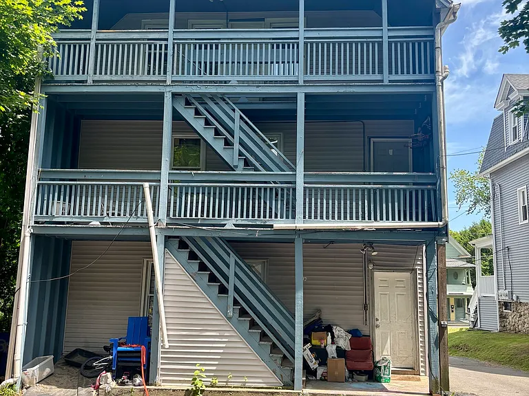 185 Monmouth Ave — Photo 12