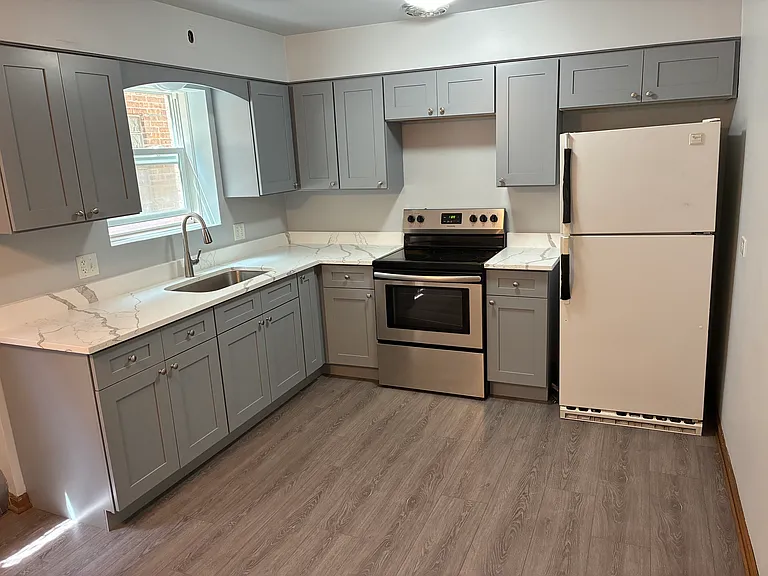 1635 S Harlem Ave #1W — Photo 1