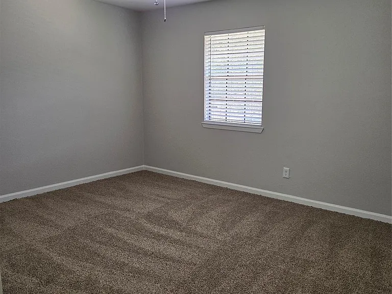 592 River Plantation Dr — Photo 14