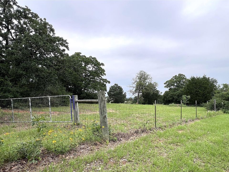 1st image of 160 Rosanky Cattle Company Rd #R